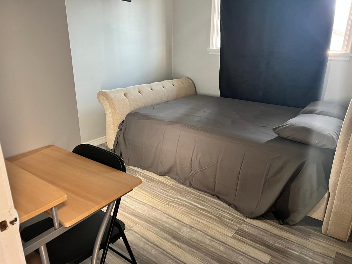 Spacious With Tv, Wi-fi, Netflix, Parking * Edmonton