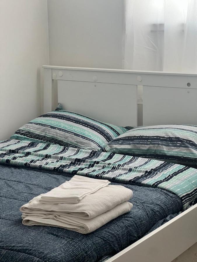 Spacious With Tv, Wi-fi, Netflix, Parking * Edmonton